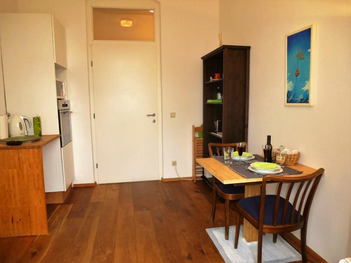 Lovely, Central Apartment With Balcony Innsbruck Exterior foto
